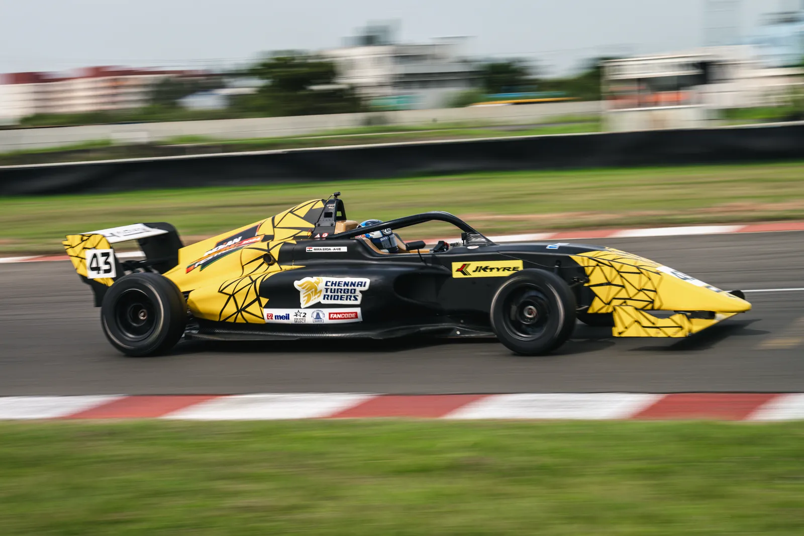 2018, Second F-BMW season · training for F4 abroad